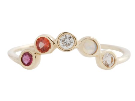 The Mixed Gems Curve Band Online now